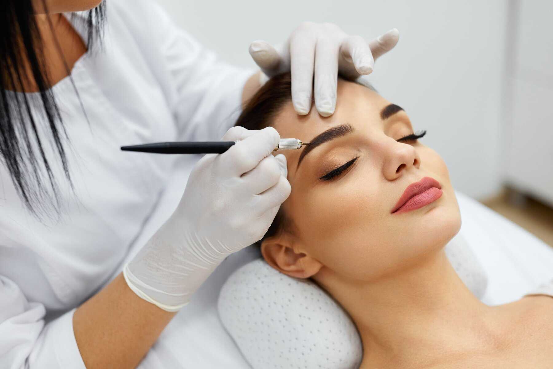 Eyebrow Waxing and Tinting 1 Eyebrow waxing and Tinting